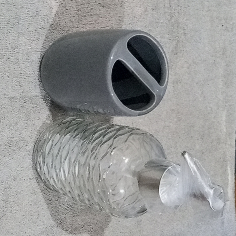 Bathroom accessories